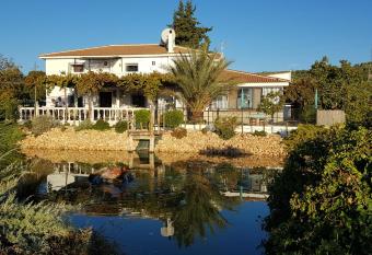 Casa Olivar B&B allows 18 year olds to book a room