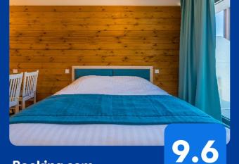 NEW GUDAURI ATRIUM 336 has Balcony rooms