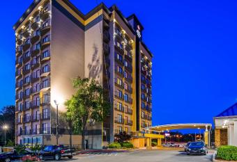 Best Western Plus Atlanta Airport-East has Balcony rooms