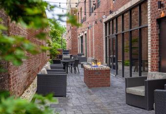 Courtyard by Marriott Winston-Salem Downtown has Balcony rooms