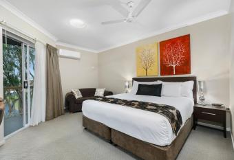 Best Western Kimba Lodge has Balcony rooms