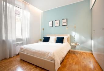 Santa Chiara Suite has Balcony rooms