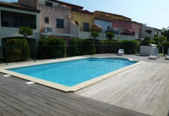 Maison de 2 chambres avec piscine partagee terrasse et wifi a Cogolin has Balcony rooms