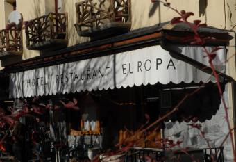 Hotel Europa allows 18 year olds to book a room