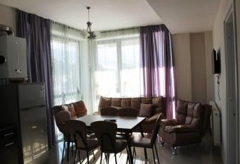 Aventura Home (Bobline) has Balcony rooms