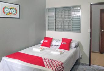 OYO Hotel Esplanada, Brasilia allows 18 year olds to book a room