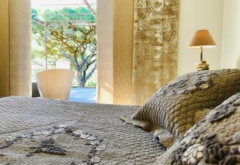 Le Mas du Soleil has Balcony rooms