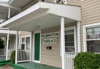 Wilmington Terrace has Balcony rooms