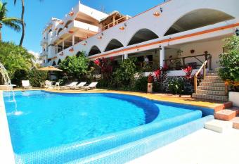 Hotel Casa Sun and Moon has Balcony rooms