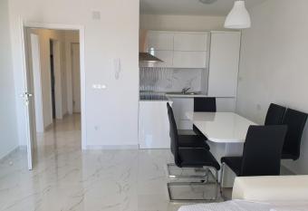 Villa Sandy with a pool has Balcony rooms