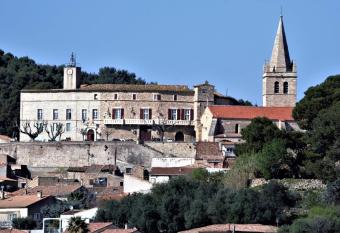 Chateau de Murviel allows 18 year olds to book a room