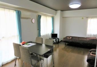                                                                                           p311 has Balcony rooms