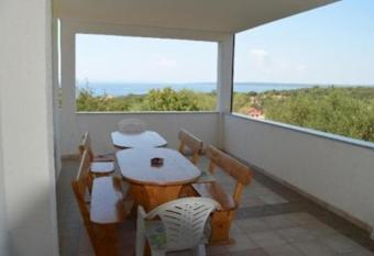 Apartment in Lun with sea view, terrace, air conditioning, Wi-Fi (4829-1) has Smoking rooms