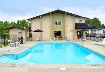 Valued Stay Madison has Smoking rooms