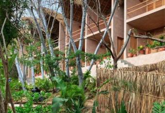 Monte Uzulu Boutique Hotel has Balcony rooms