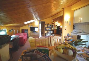 Etna Rooftop Apartment allows 18 year olds to book a room