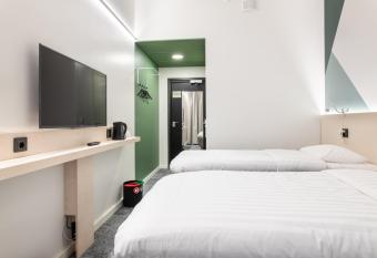GreenStar Hotel Vaasa allows 18 year olds to book a room