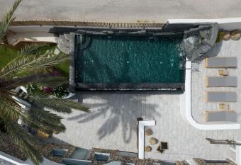 Black occhio Villa Santorini has Balcony rooms