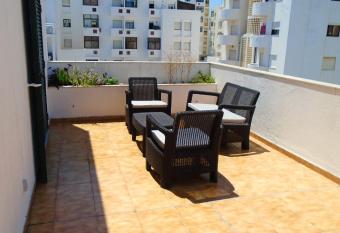 2 bedrooms appartement at Armacao de Pera 250 m away from the beach with sea view shared pool and furnished garden has Balcony rooms