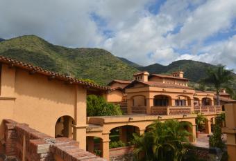 Villas Danza del Sol has Balcony rooms