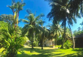 Babylon Mirissa allows 18 year olds to book a room