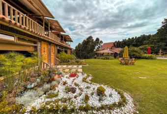 Hacienda la Odisea has Balcony rooms