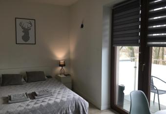 Studio Fibra Barista allows 18 year olds to book a room