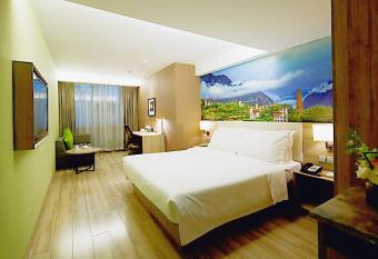 Atour Hotel Chengdu Wuhou Temple has Balcony rooms