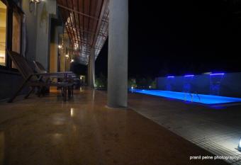 Sylvan Woods Resort has Smoking/Balcony rooms