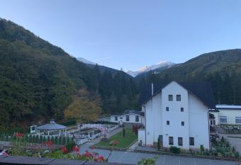 Hotel Pastravaria Popas has Balcony rooms