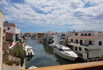 Magn  fico apartamento junto al canal principal. has Balcony rooms