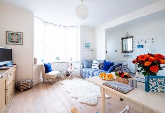 The Courtyard allows 18 year olds to book a room