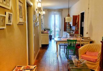 A casa di Nat has Balcony rooms