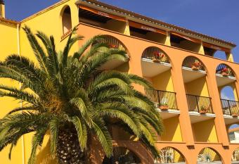 Hotel Alhambra has Balcony rooms