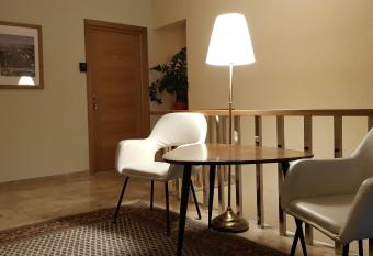 N  ris Inn Terraces allows 18 year olds to book a room