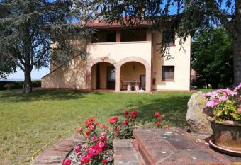 Agriturismo Montemari has Balcony rooms