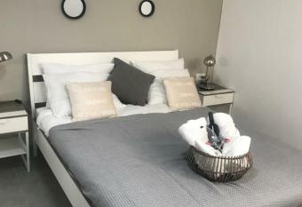 Eilat suite Boutique has Balcony rooms