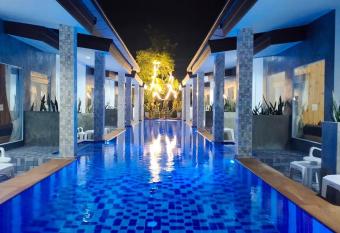 Yuwadee Resort has Balcony rooms