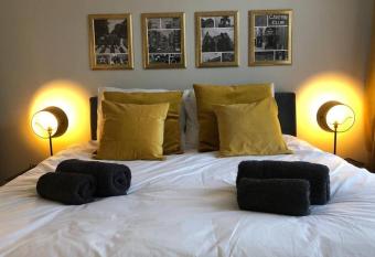 Liverpool    CHILLINGHOUSE # 8, ICE 3 Min. NETFLIX allows 18 year olds to book a room