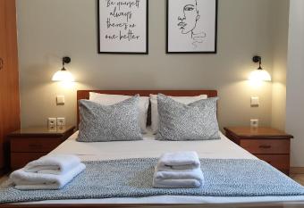 Sivotahomes-green allows 18 year olds to book a room