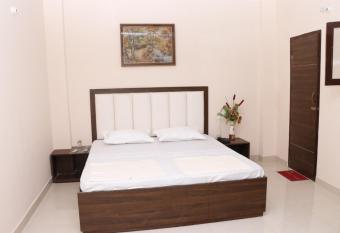 Vikas Home Stay has Balcony rooms