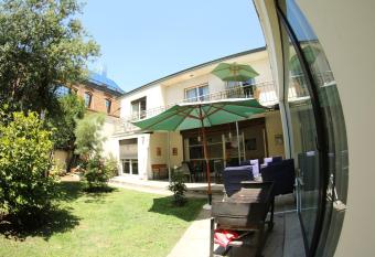 Hostal del Cerro has Balcony rooms