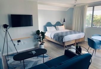 CURIOCITY Green Point allows 18 year olds to book a room