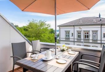 Haus Behr am See allows 18 year olds to book a room