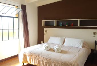 Loft Andino I - Comfort moderno a 5  del centro allows 18 year olds to book a room