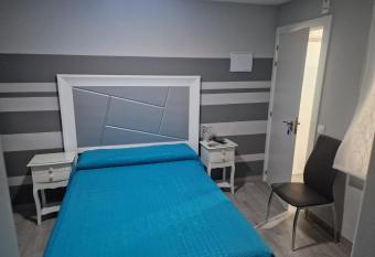 Viana Rooms C  rdoba allows 18 year olds to book a room