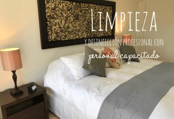 Confortable Suite En el coraz  n de la ciudad El Prado S2 allows 18 year olds to book a room