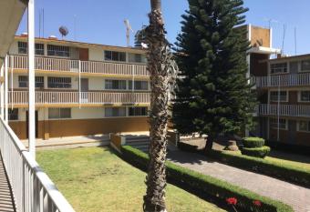 luminada Suite Bien Ubicada El Prado C24 allows 18 year olds to book a room