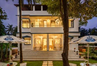 am   Stays & Trails, Braganza House allows 18 year olds to book a room