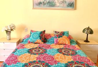 Casa Fraile San Miguel has Balcony rooms